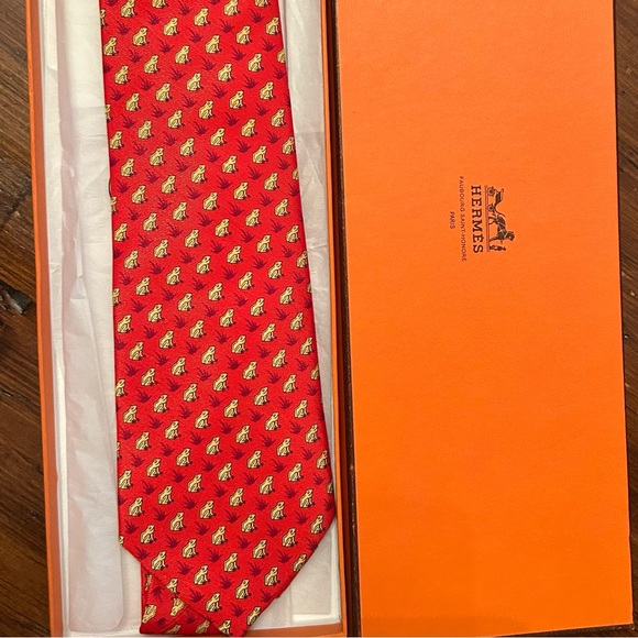 NIB Hermes Paris Silk Necktie with Frogs - Picture 2 of 10